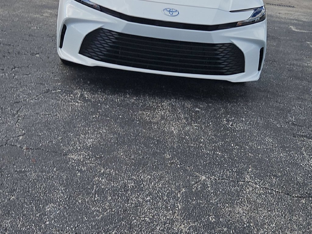 Used 2026 Toyota Camry LE FWD image 2