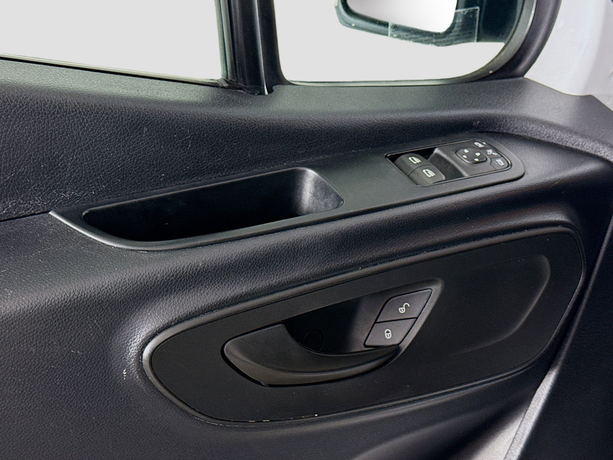 Used 2022 Mercedes-Benz Sprinter 1500 image 24