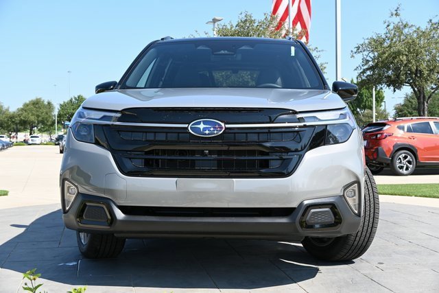 New 2025 Subaru Forester Touring image 8