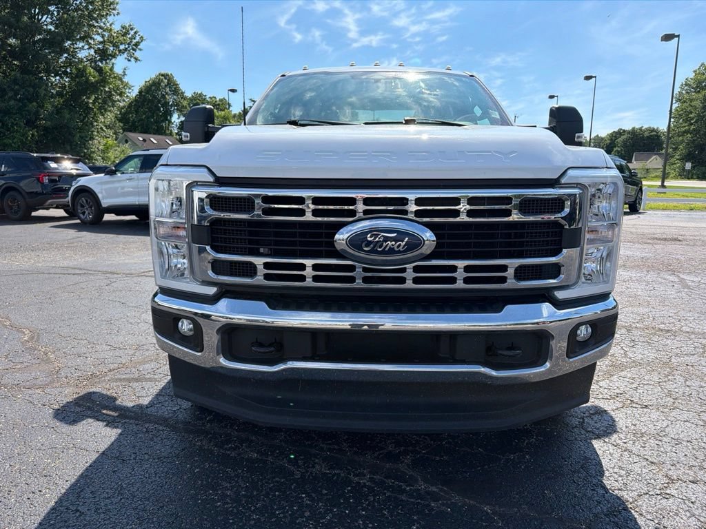 Used 2024 Ford F350 XLT AWD/4WD image 8