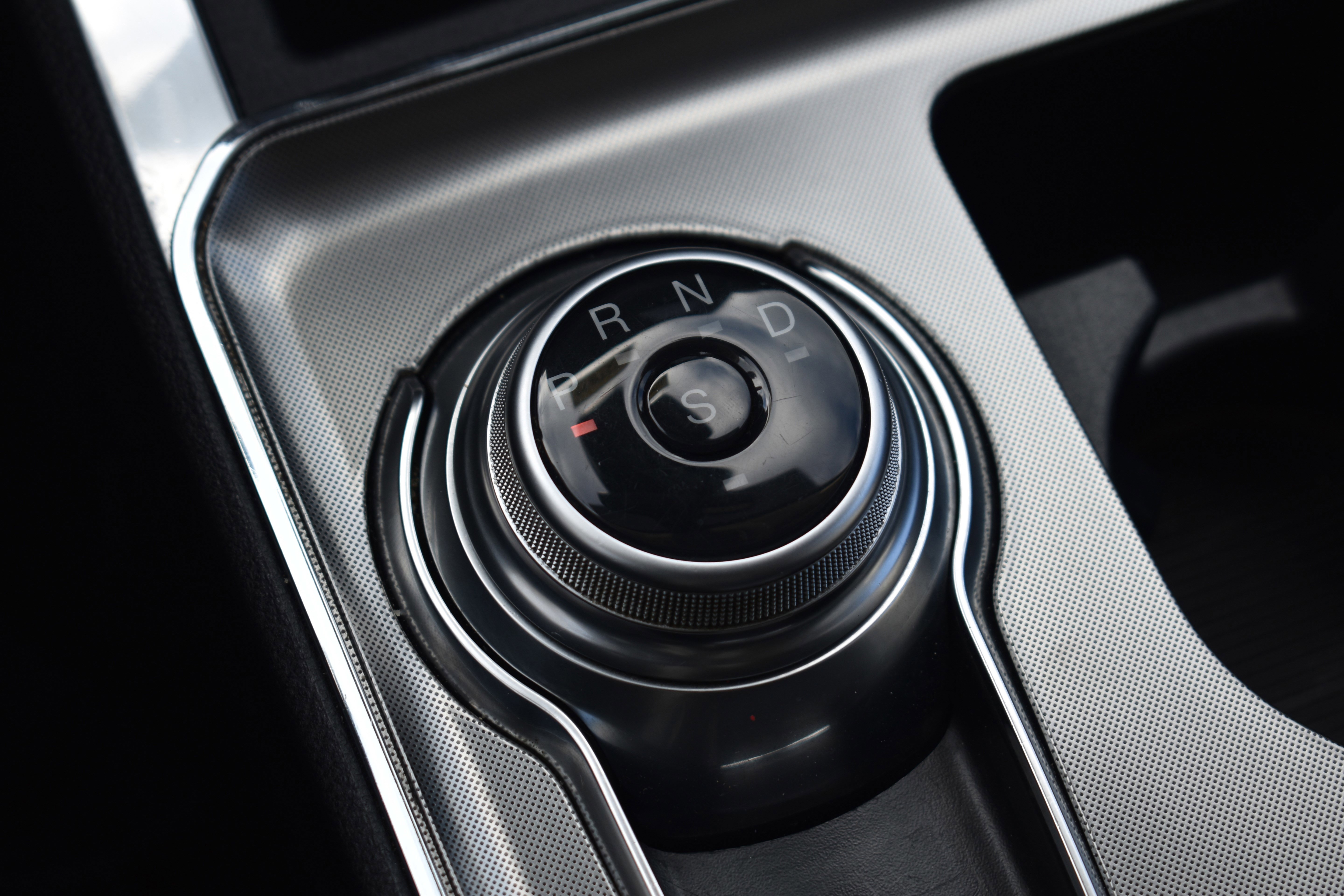 Used 2022 Ford Edge Titanium image 24