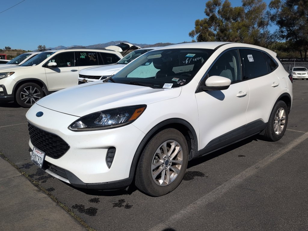Used 2020 Ford Escape SE FWD image 1