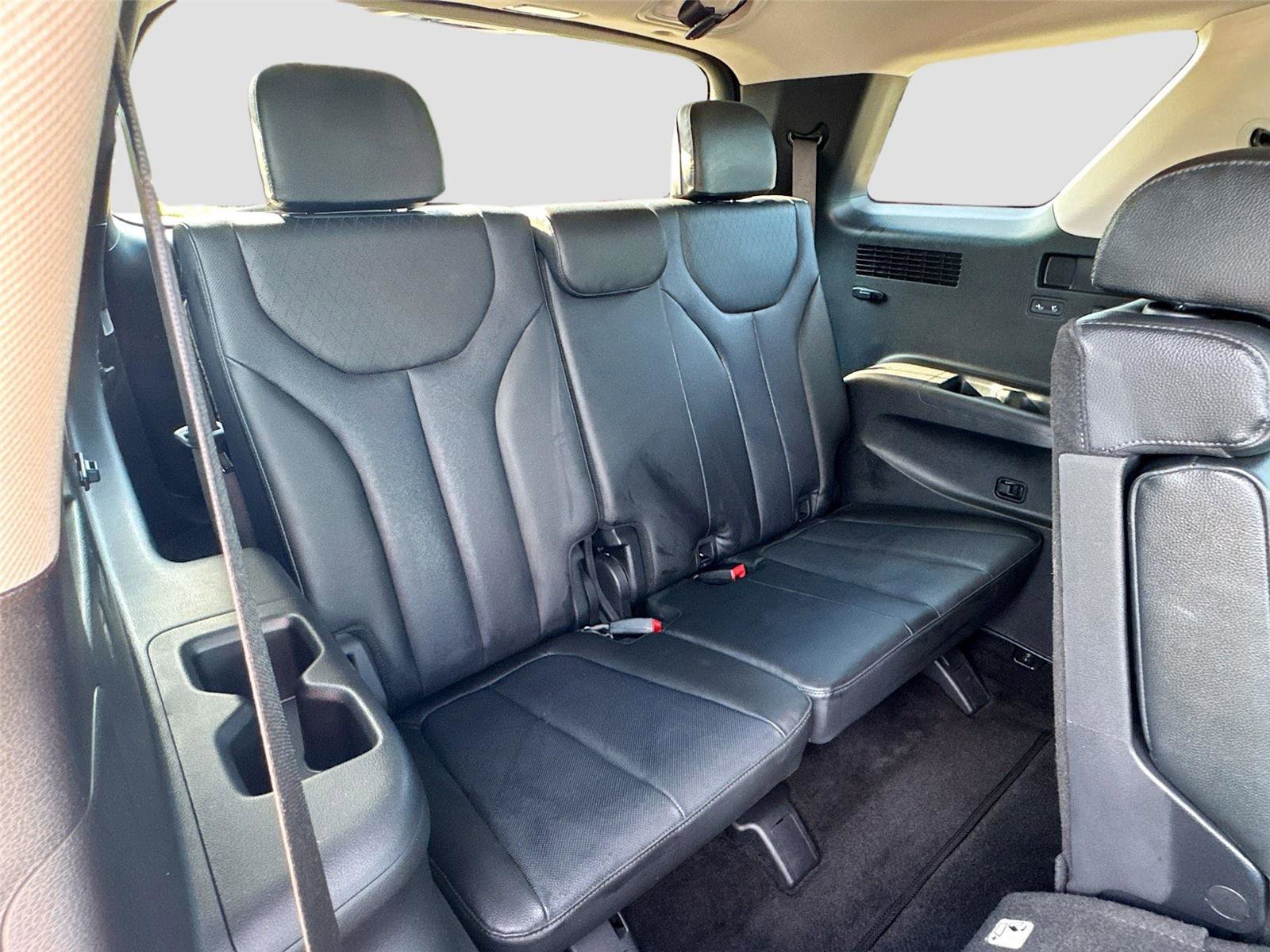 Used 2021 Hyundai Palisade SEL w/ Cargo Package image 27