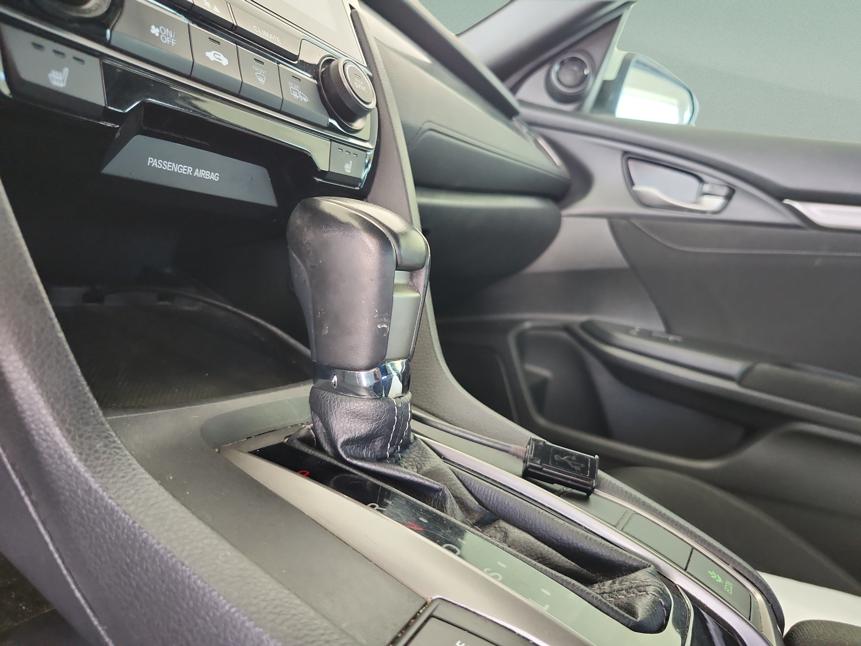 Used 2021 Honda Civic EX image 17