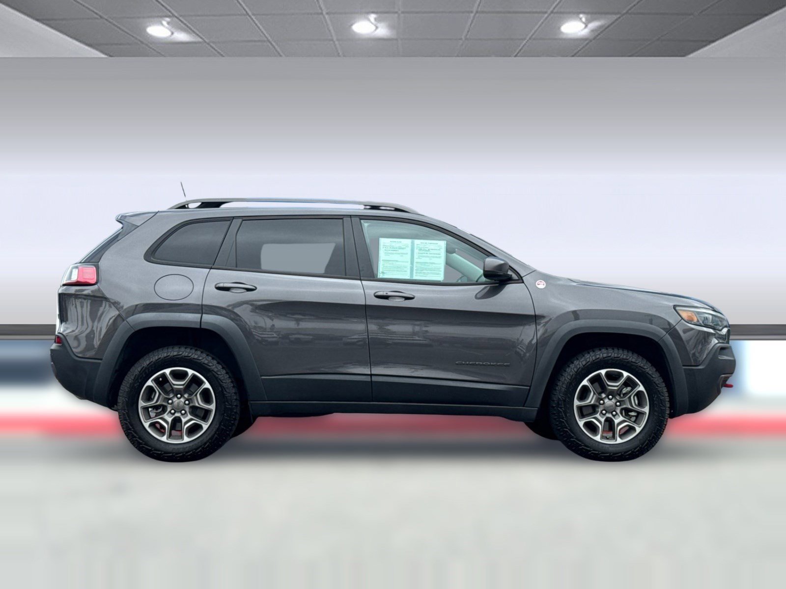 Used 2021 Jeep Cherokee Trailhawk w/ Trailer Tow Group AWD/4WD image 7