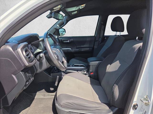 Used 2020 Toyota Tacoma TRD Off-Road w/ Technology Package RWD image 14
