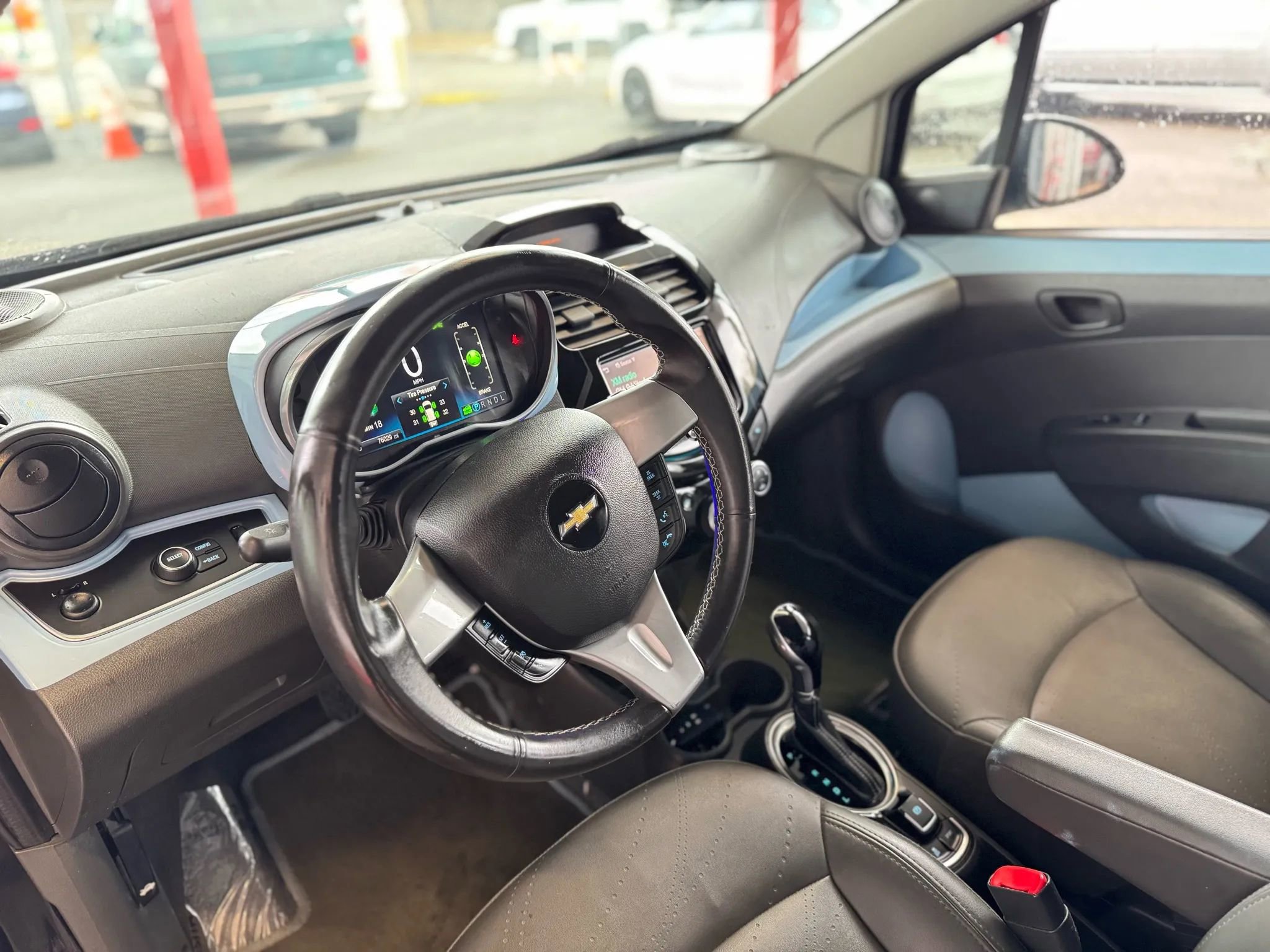 Used 2014 Chevrolet Spark LT image 18