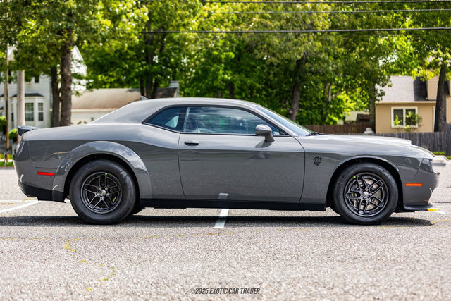 Used 2023 Dodge Challenger SRT Hellcat Redeye image 9