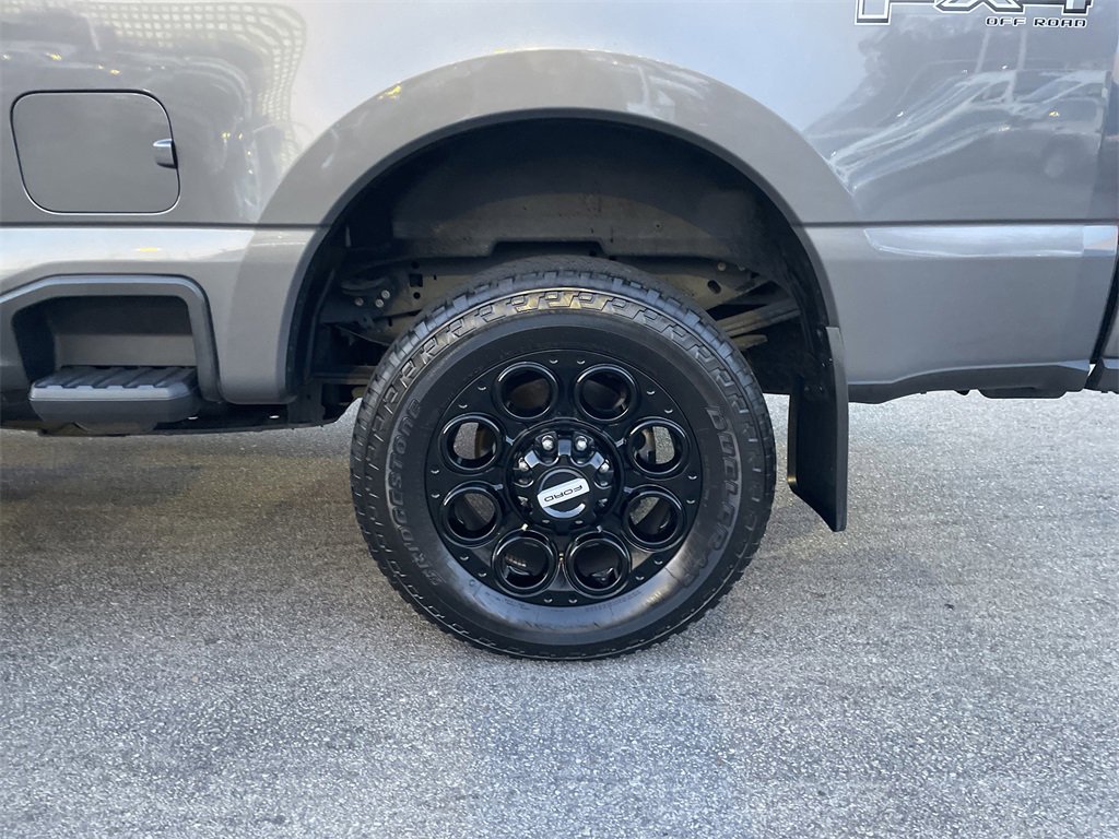 Used 2023 Ford F250 Lariat w/ Black Appearance Package image 10