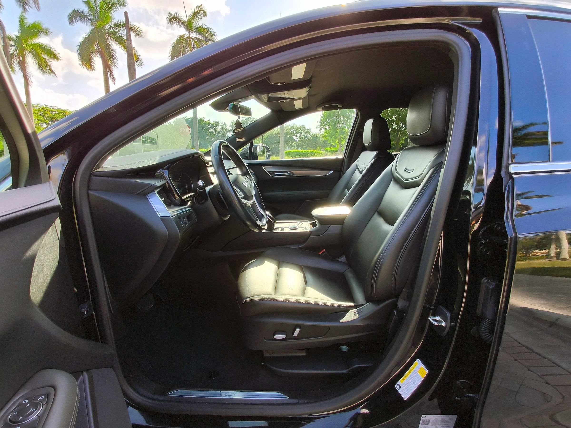 Used 2021 Cadillac XT5 Luxury FWD image 21