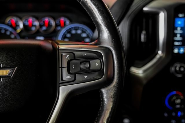 Used 2019 Chevrolet Silverado 1500 LTZ w/ LTZ Texas Edition AWD/4WD image 17