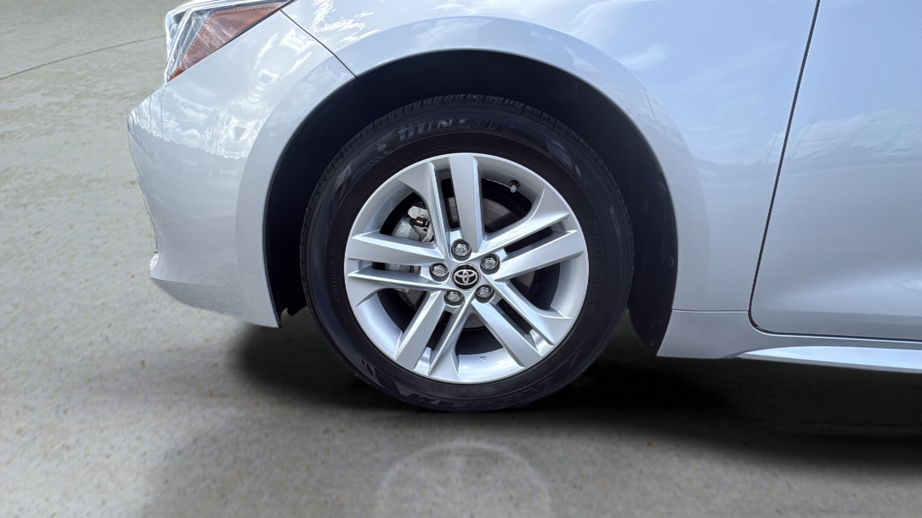 Used 2019 Toyota Corolla SE image 15