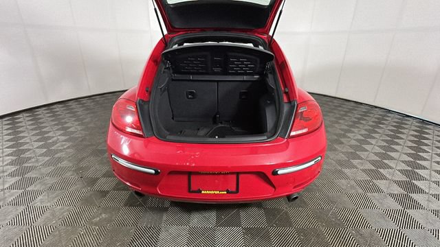 Used 2013 Volkswagen Beetle Turbo FWD image 27