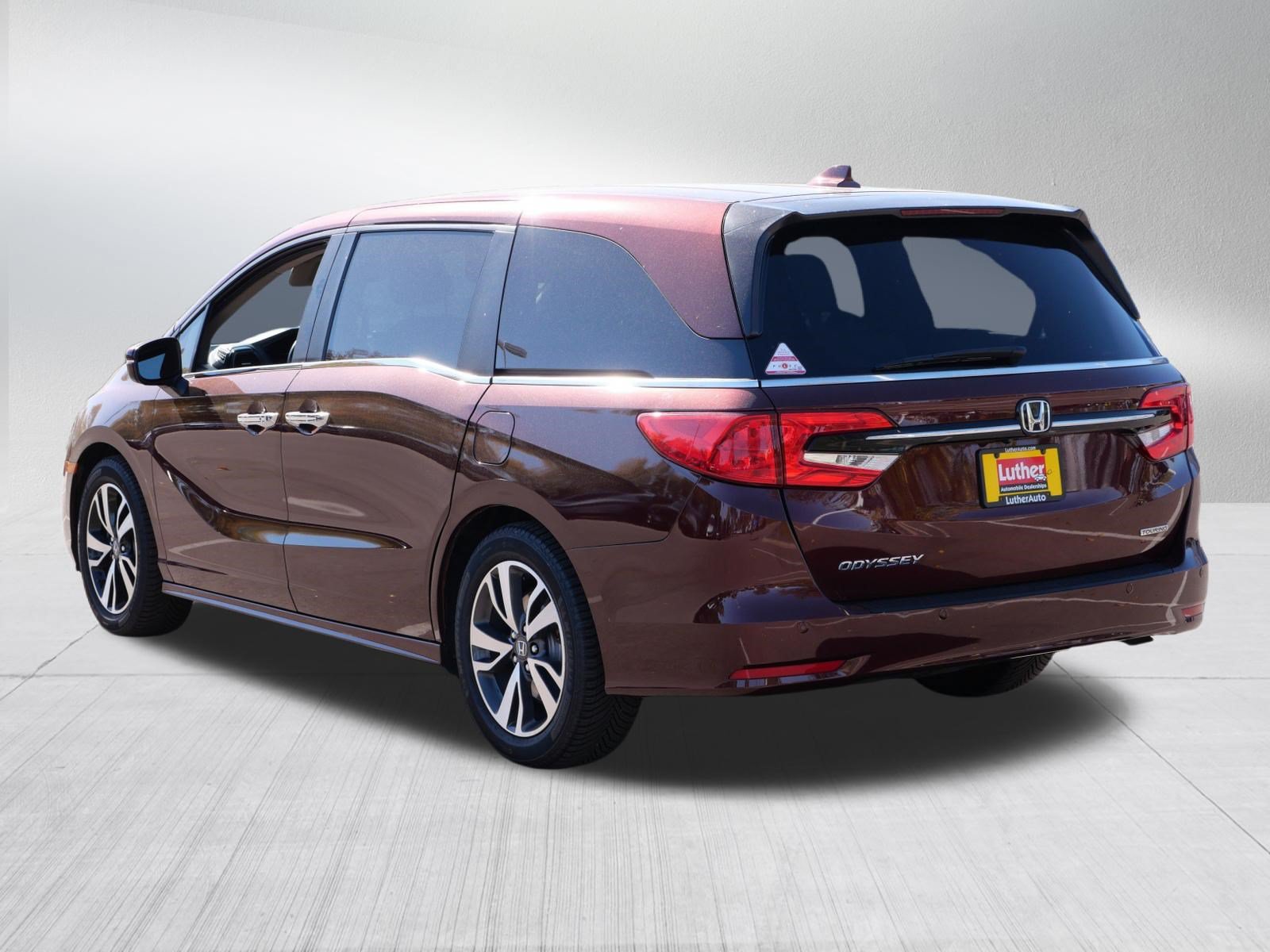 Certified 2021 Honda Odyssey Touring image 5
