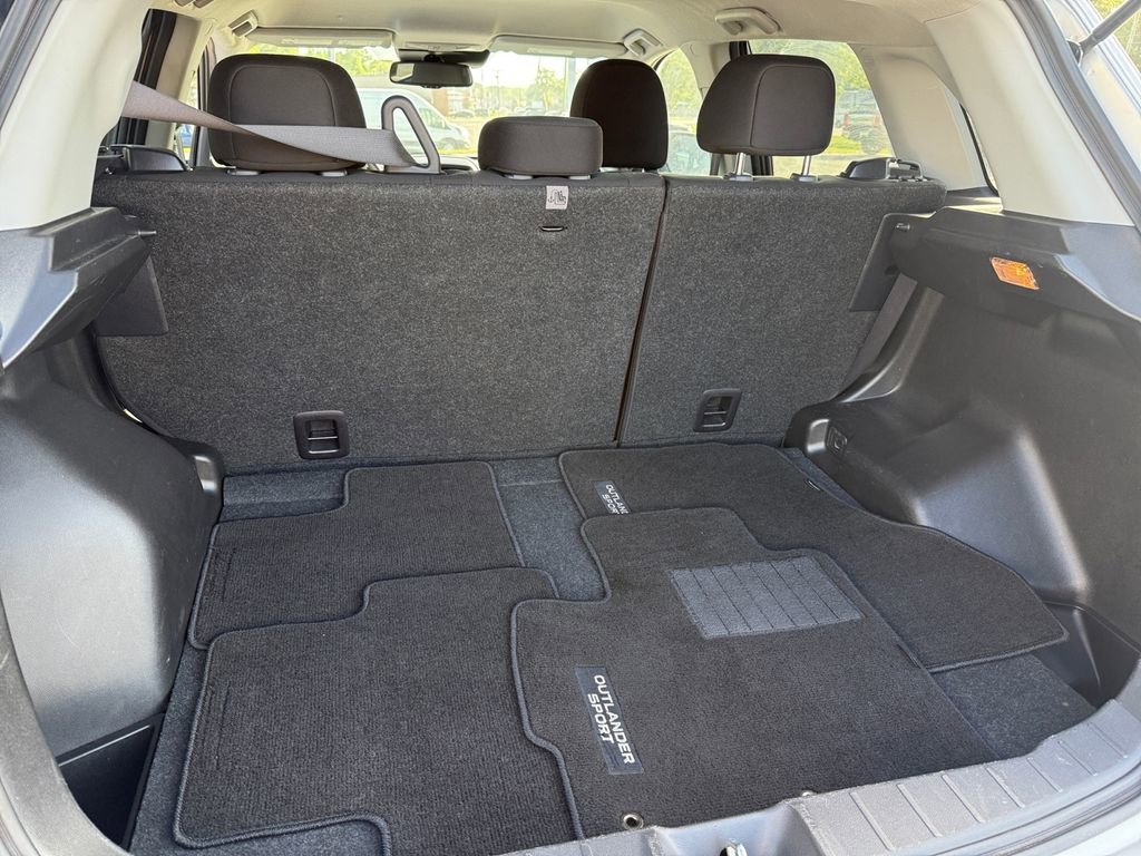 Used 2025 Mitsubishi Outlander Sport ES AWD/4WD image 19