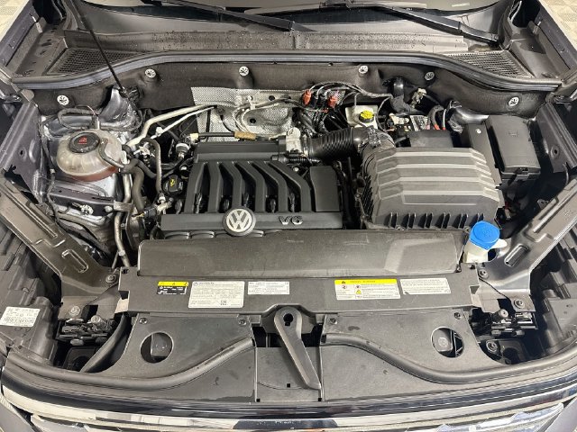 Used 2022 Volkswagen Atlas Cross Sport SEL Premium R-Line AWD/4WD image 38