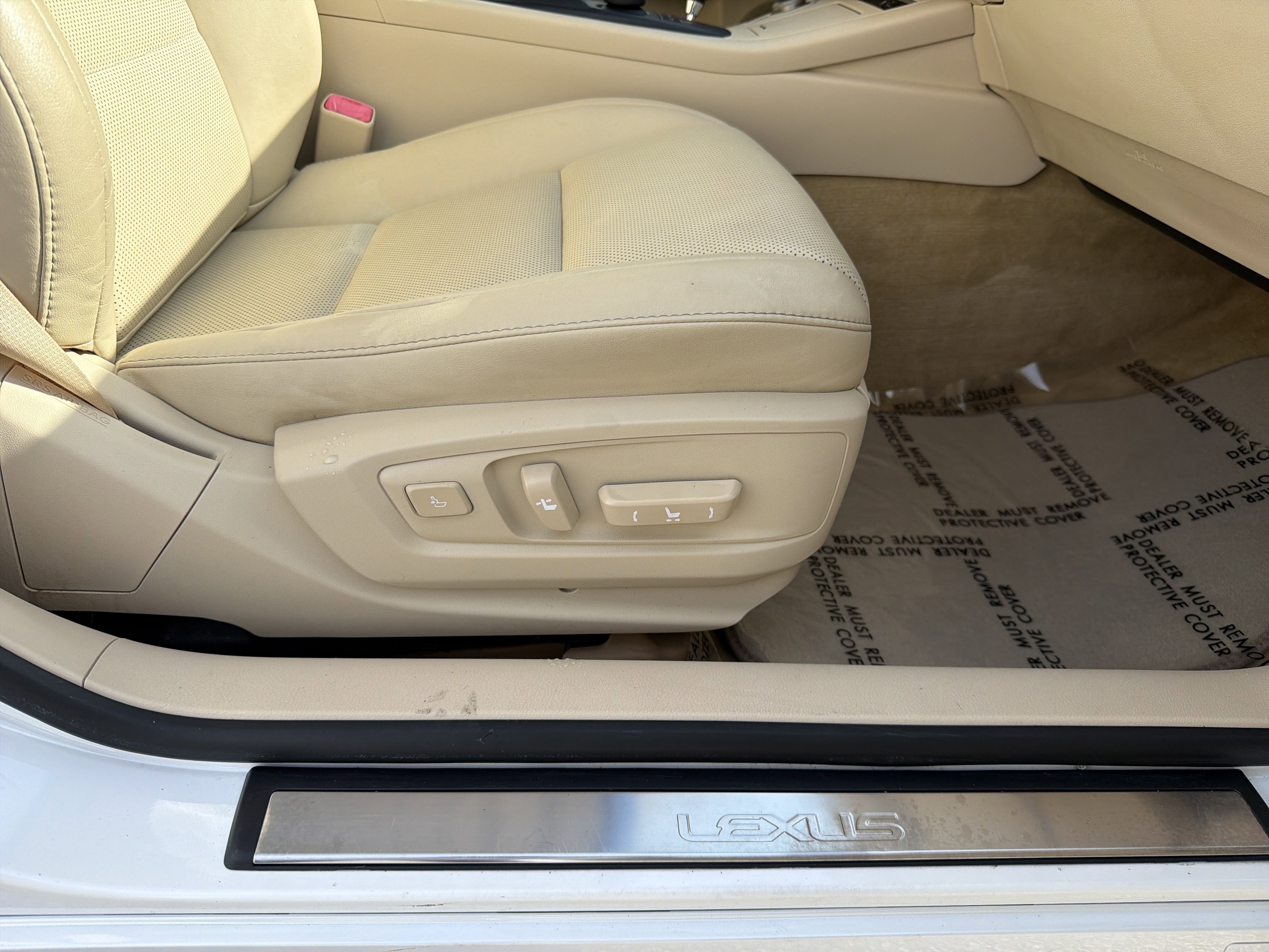 Used 2014 Lexus ES 350 4dr Car w/ Premium Package image 17