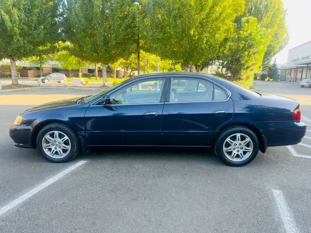 Used 2000 Acura TL FWD image 2