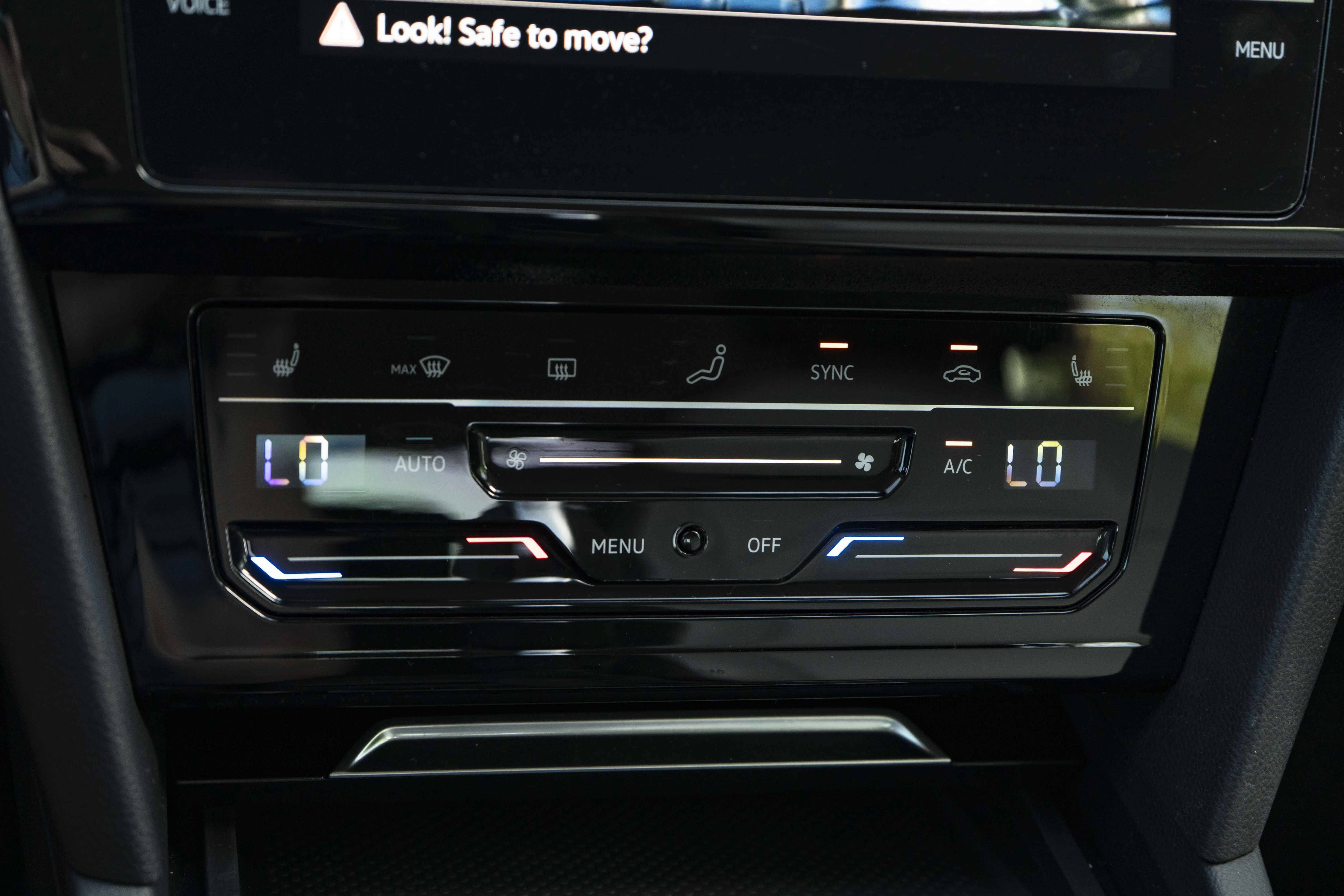 Certified 2021 Volkswagen Arteon SE w/ Arteon MDO Package FWD image 28