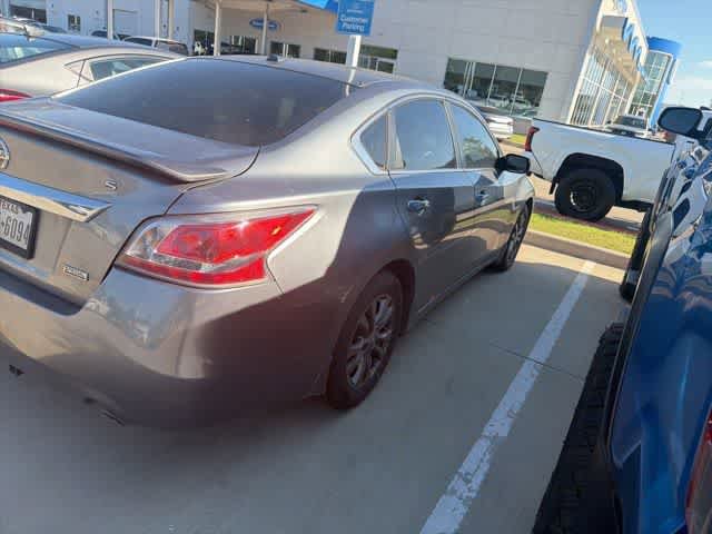 Used 2015 Nissan Altima 2.5 S w/ Special Edition Package FWD image 10