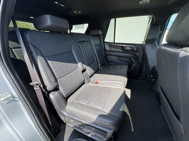 Used 2025 Chevrolet Tahoe Z71 AWD/4WD image 32