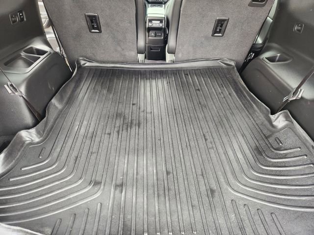 Used 2023 GMC Acadia SLT image 32