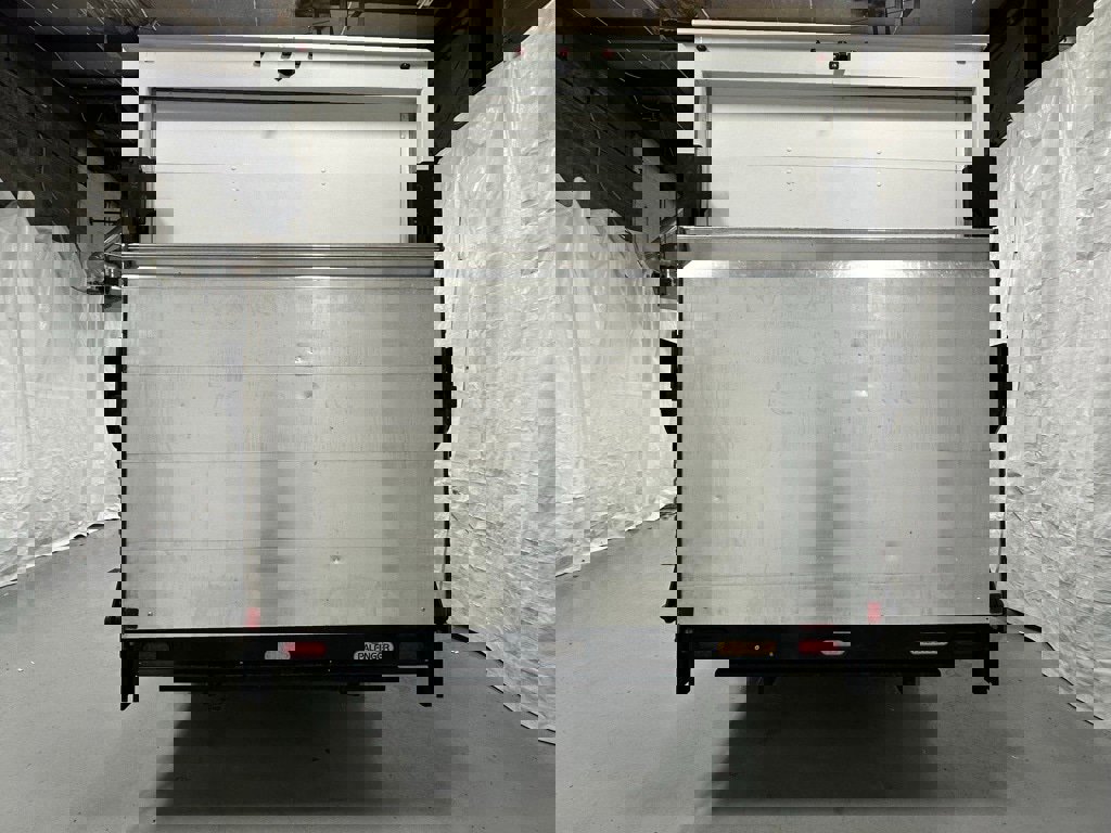 Used 2022 Chevrolet Express 3500 w/ Power Convenience Package image 6