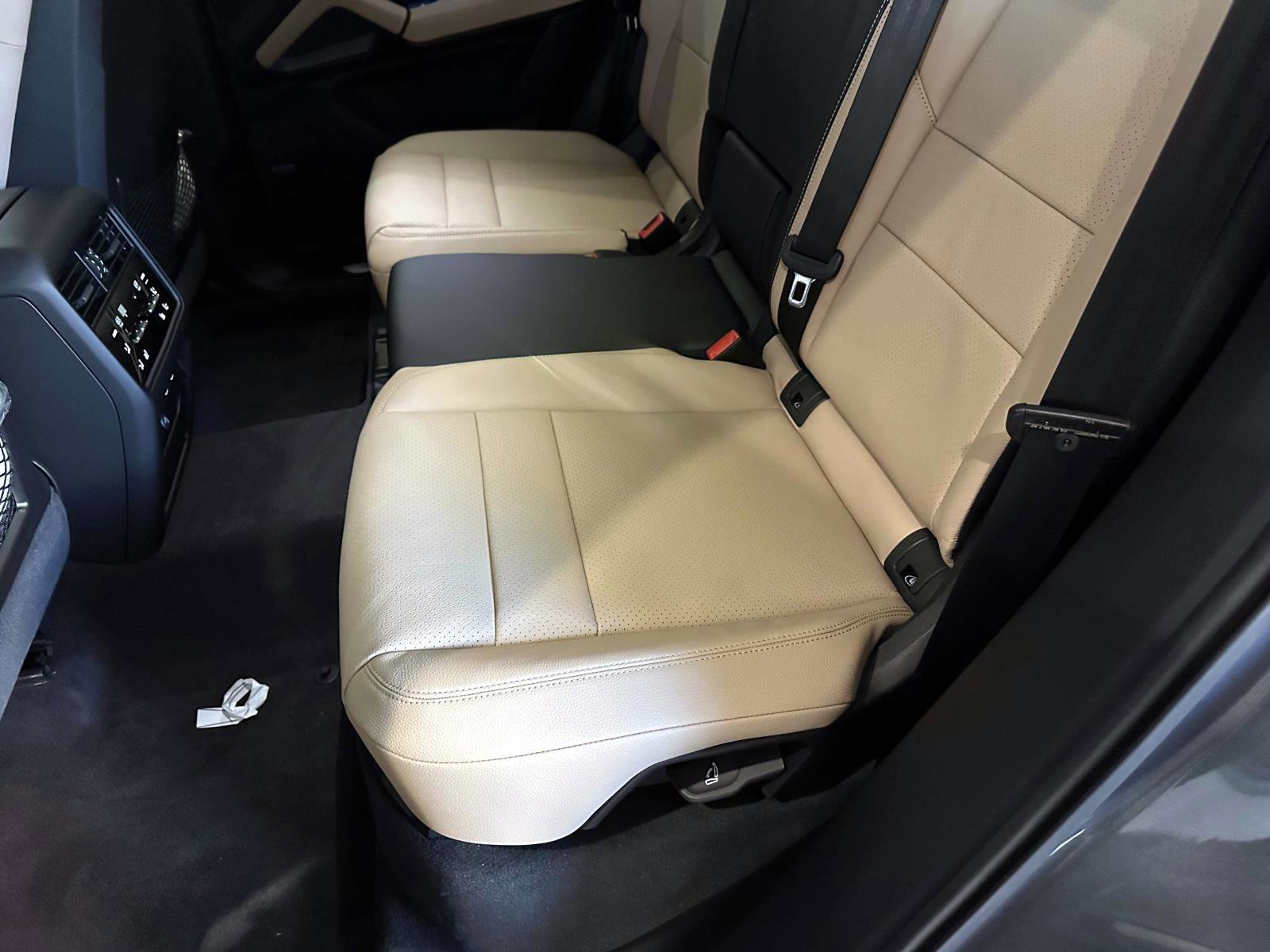 New 2026 Porsche Cayenne image 13