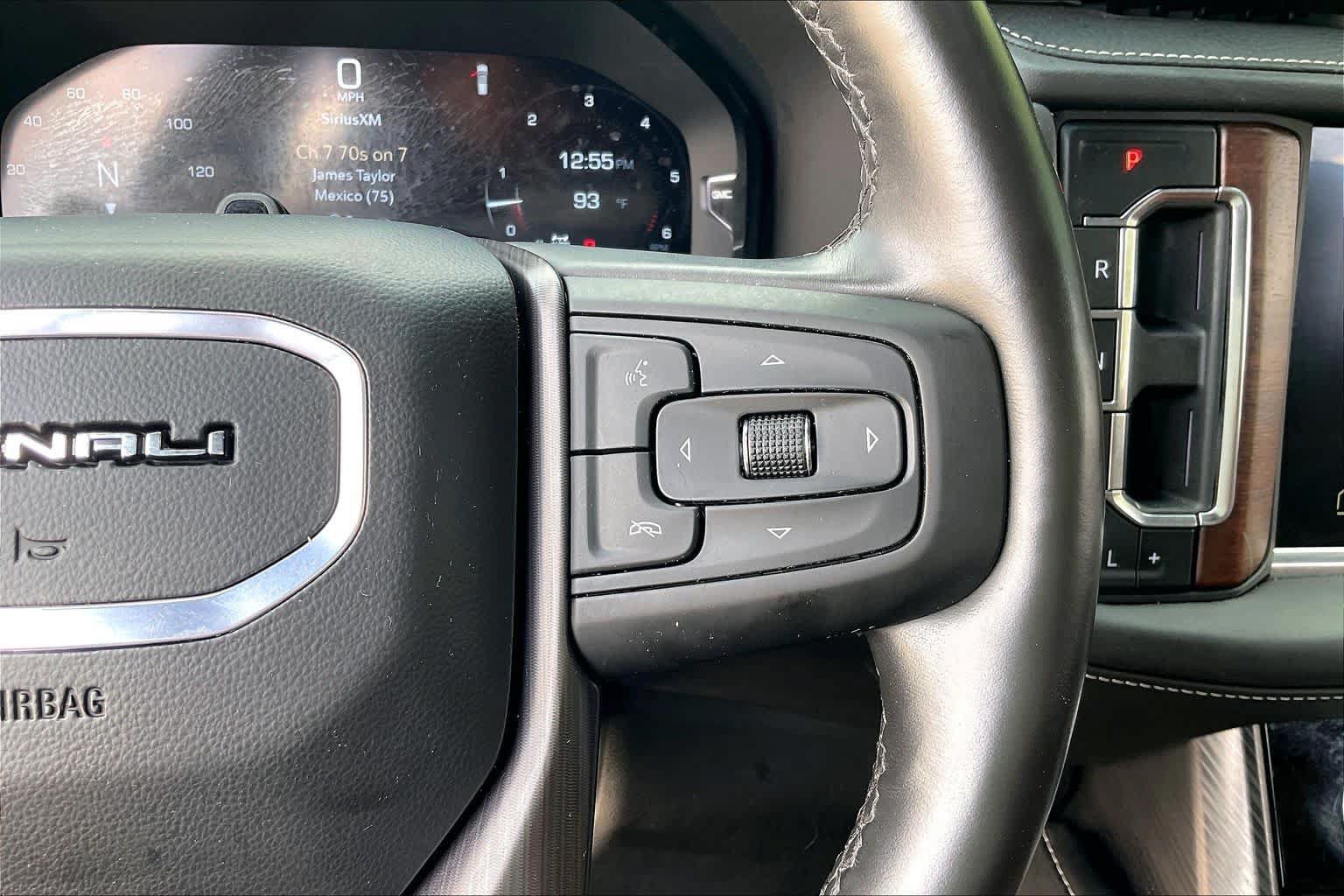 Used 2024 GMC Yukon Denali Ultimate AWD/4WD image 23