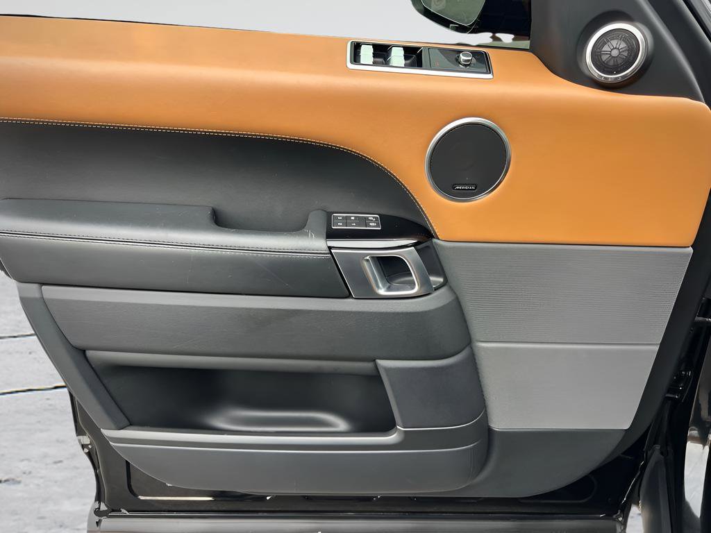 Used 2019 Land Rover Range Rover Sport HSE Dynamic AWD/4WD image 43