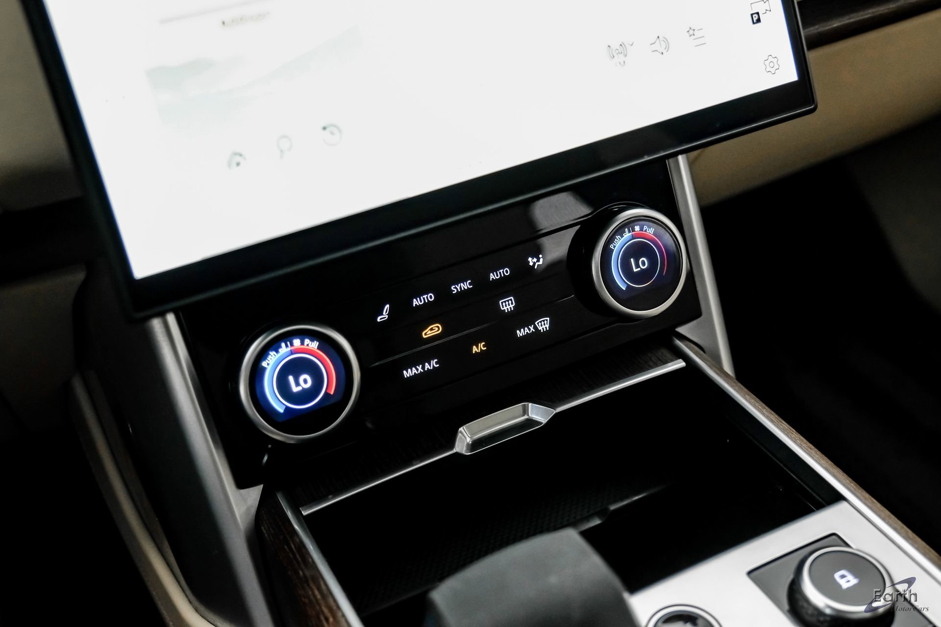 Used 2023 Land Rover Range Rover SE image 60