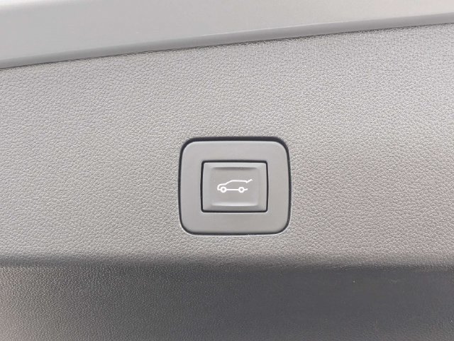 Used 2023 Buick Encore GX Select w/ Experience Buick Package FWD image 13