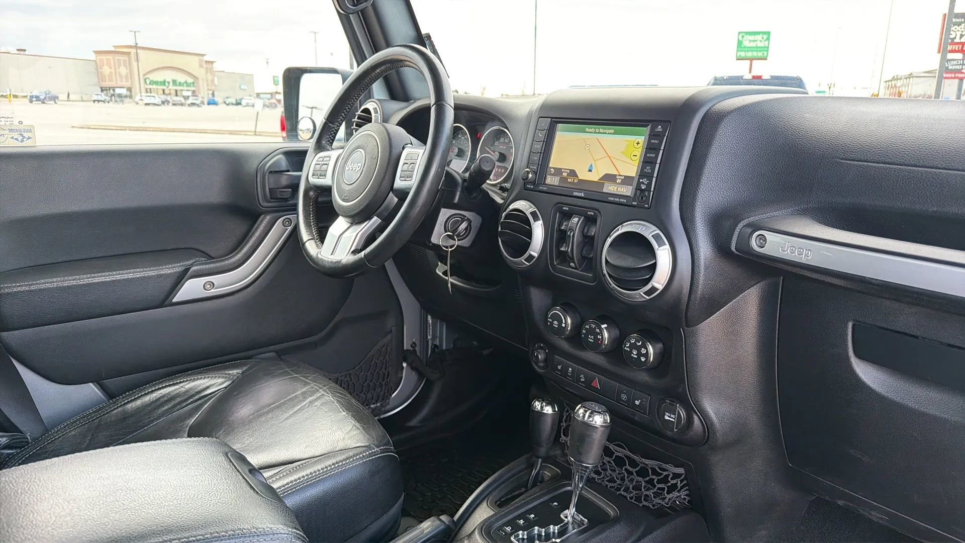 Used 2016 Jeep Wrangler Unlimited Rubicon image 97