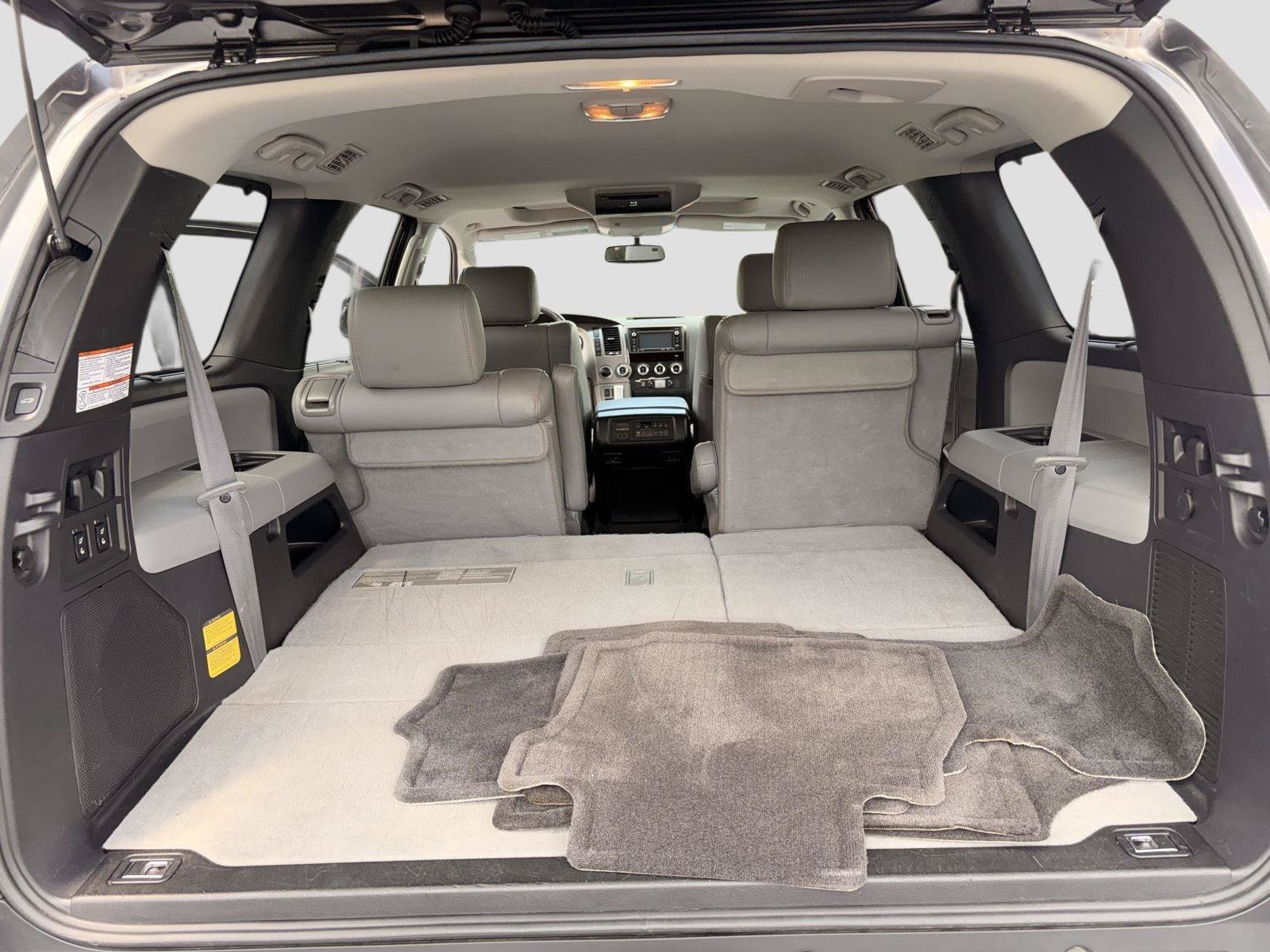Used 2016 Toyota Sequoia Limited AWD/4WD image 18