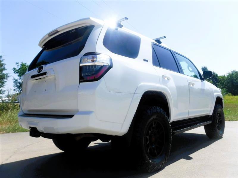 Used 2018 Toyota 4Runner SR5 Premium AWD/4WD image 7