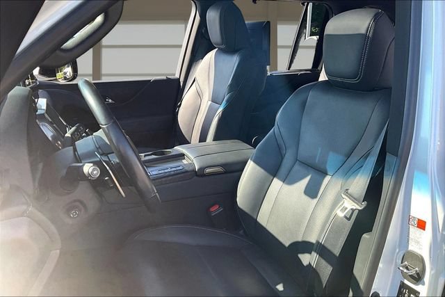 Used 2023 Lexus LX 600 4WD w/ Accessory Package (Z1) image 24