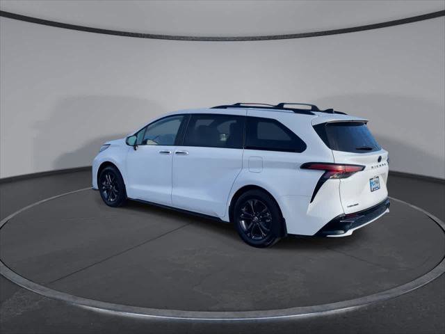 Certified 2025 Toyota Sienna XSE w/ XSE Plus Package image 6