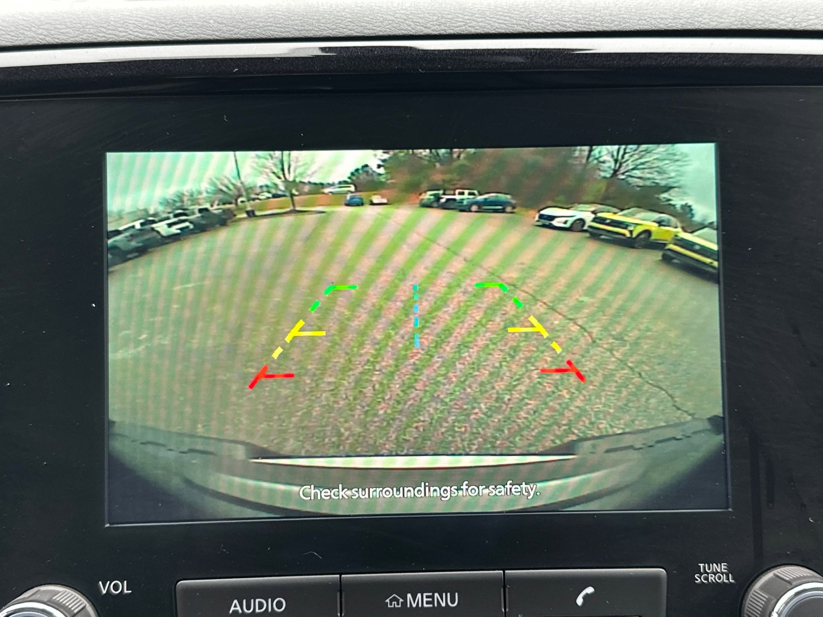 Certified 2022 Nissan Frontier SV image 29