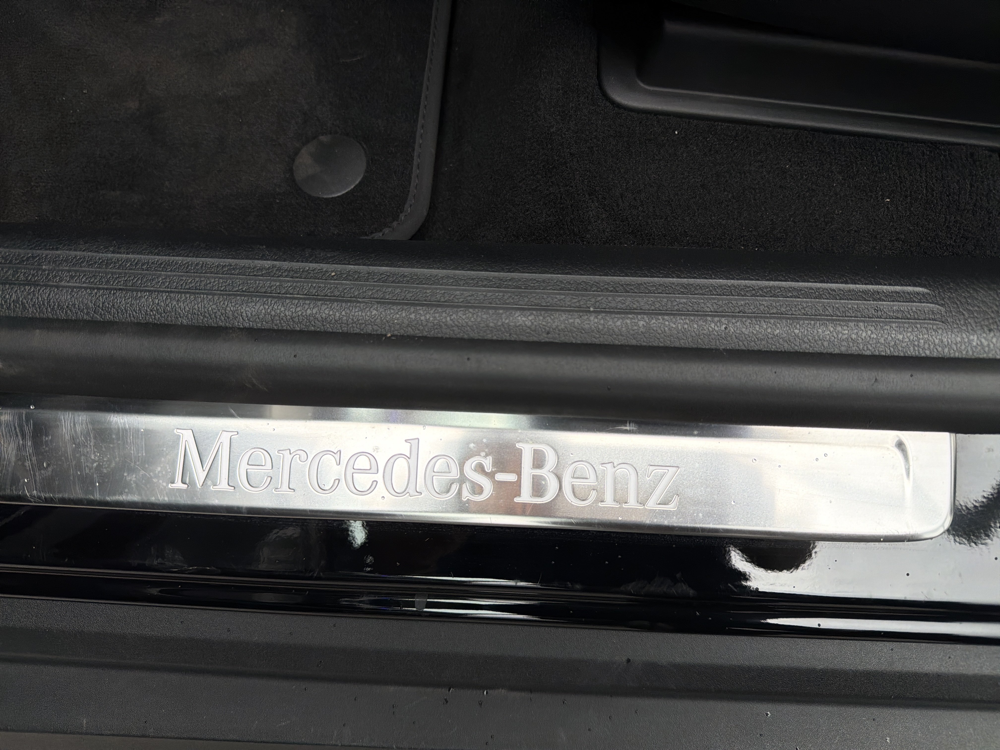 Used 2024 Mercedes-Benz GLC 300 4MATIC image 16