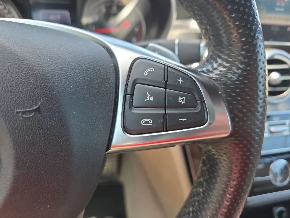 Used 2017 Mercedes-Benz C 300 4MATIC Cabriolet image 18