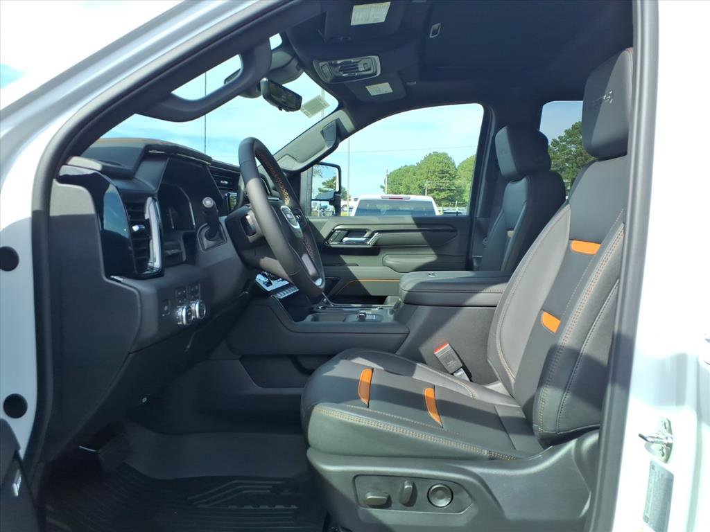 New 2026 GMC Sierra 2500 AT4 w/ AT4 Premium Plus Package image 18