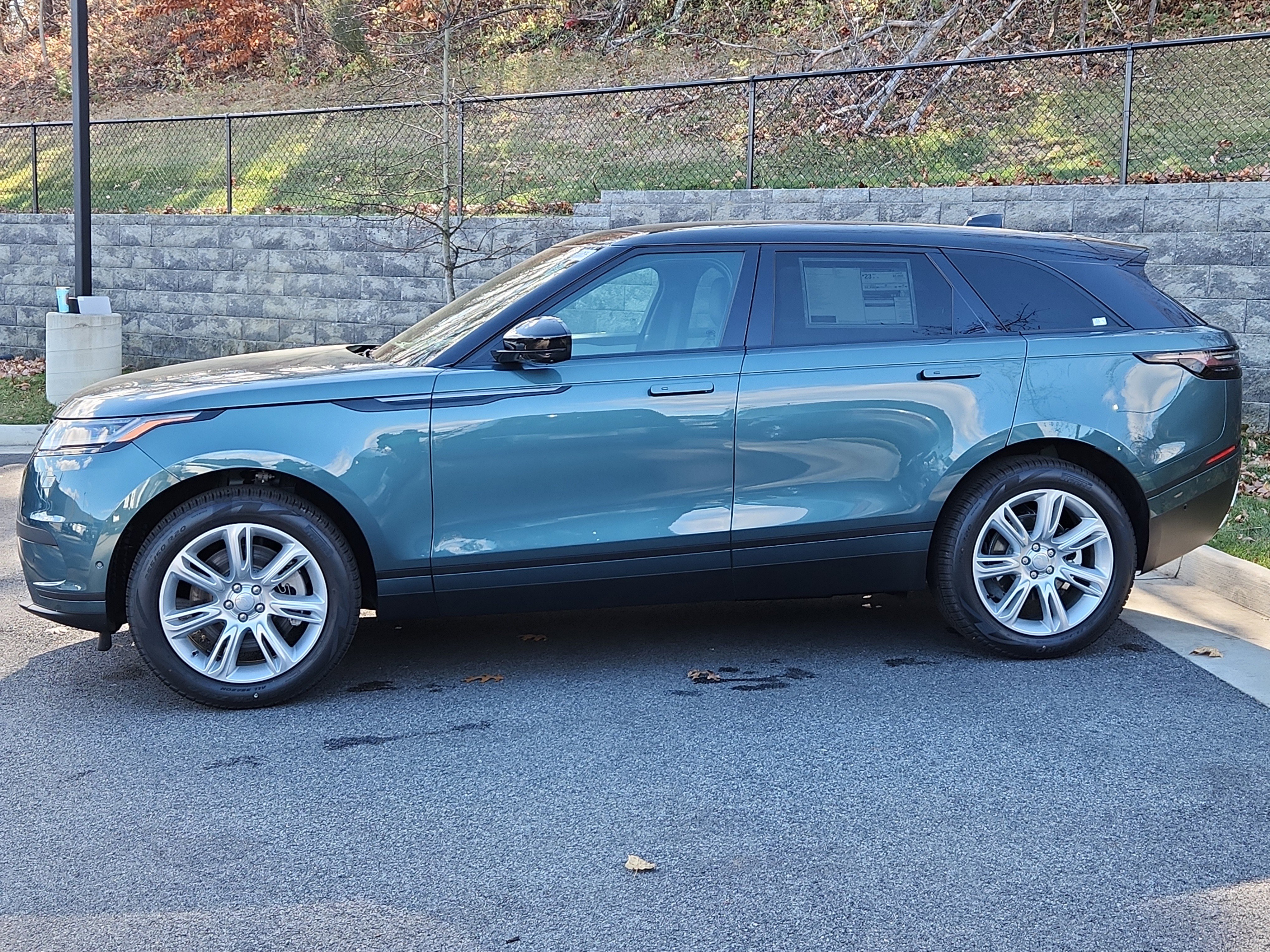 Used 2026 Land Rover Range Rover Velar S image 6