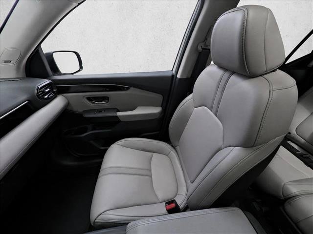 Certified 2024 Honda Pilot Touring image 23
