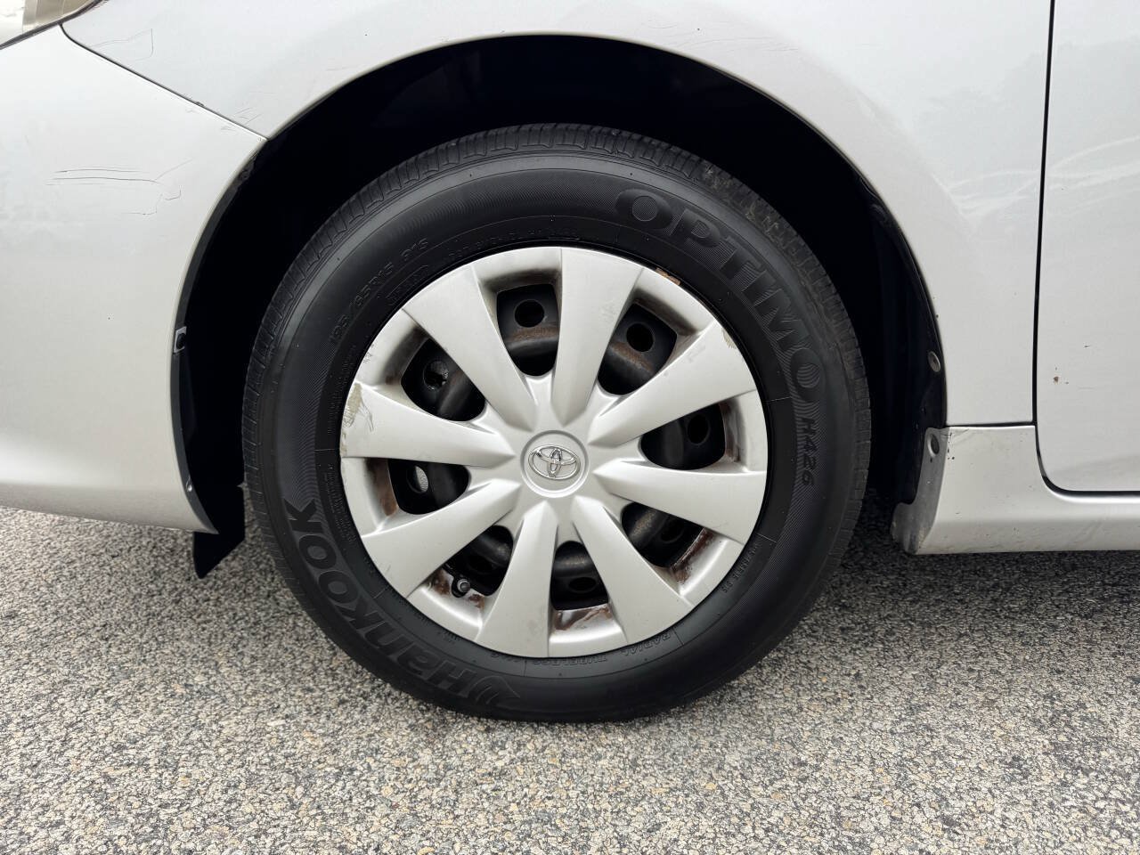 Used 2010 Toyota Corolla LE FWD image 4