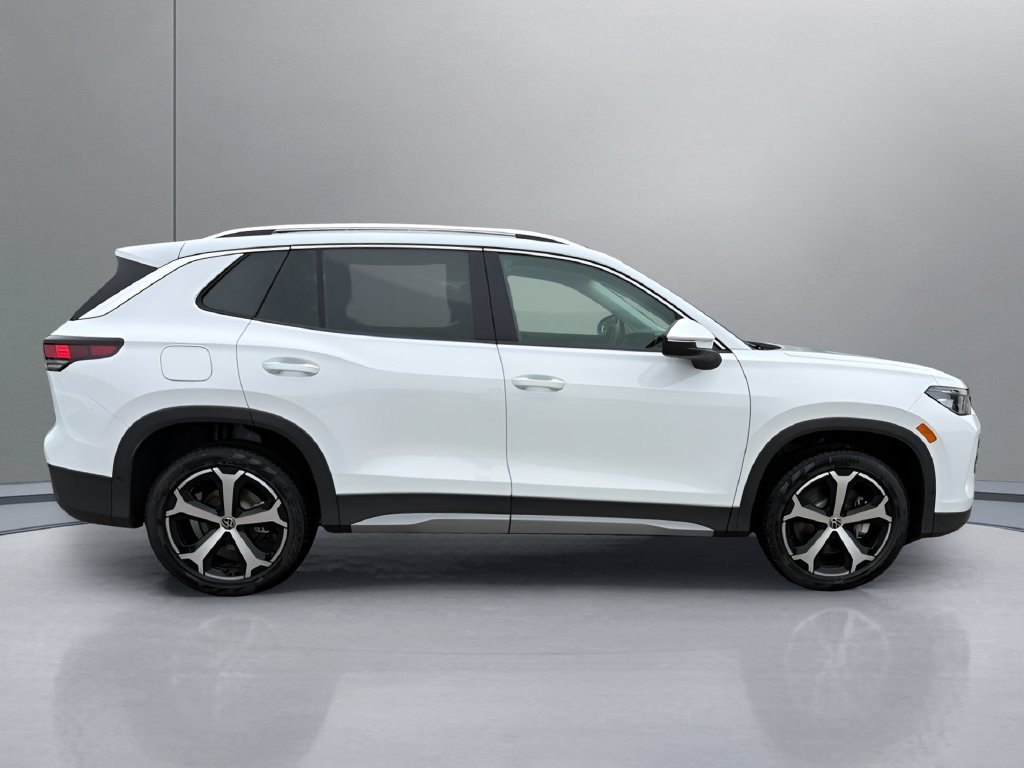 New 2026 Volkswagen Tiguan SE AWD/4WD image 8