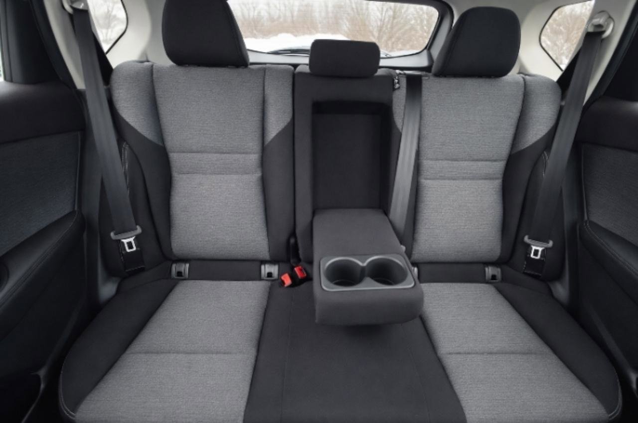 Used 2021 Nissan Rogue SV AWD/4WD image 14