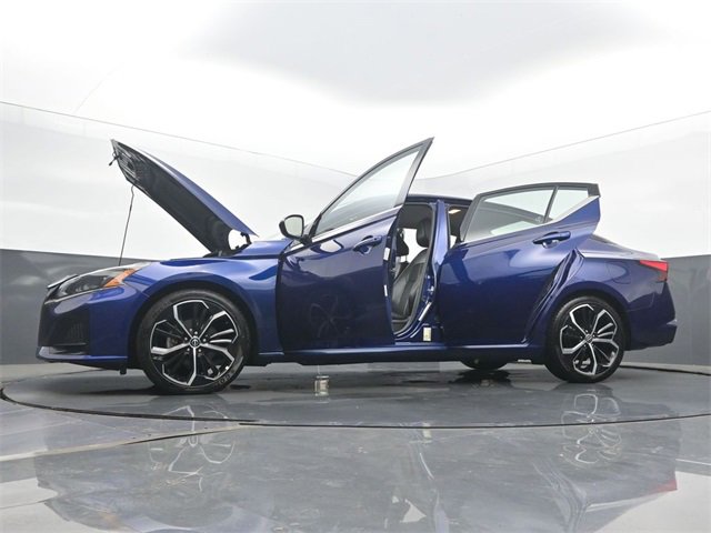 Used 2023 Nissan Altima 2.5 SR image 59