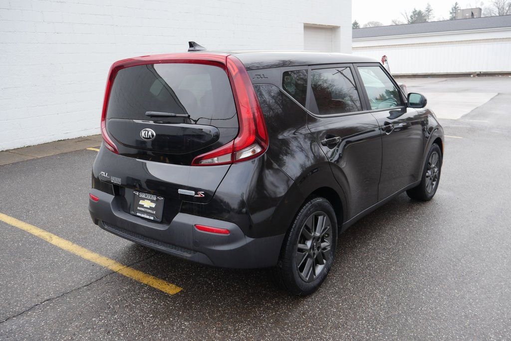 Used 2021 Kia Soul S image 7