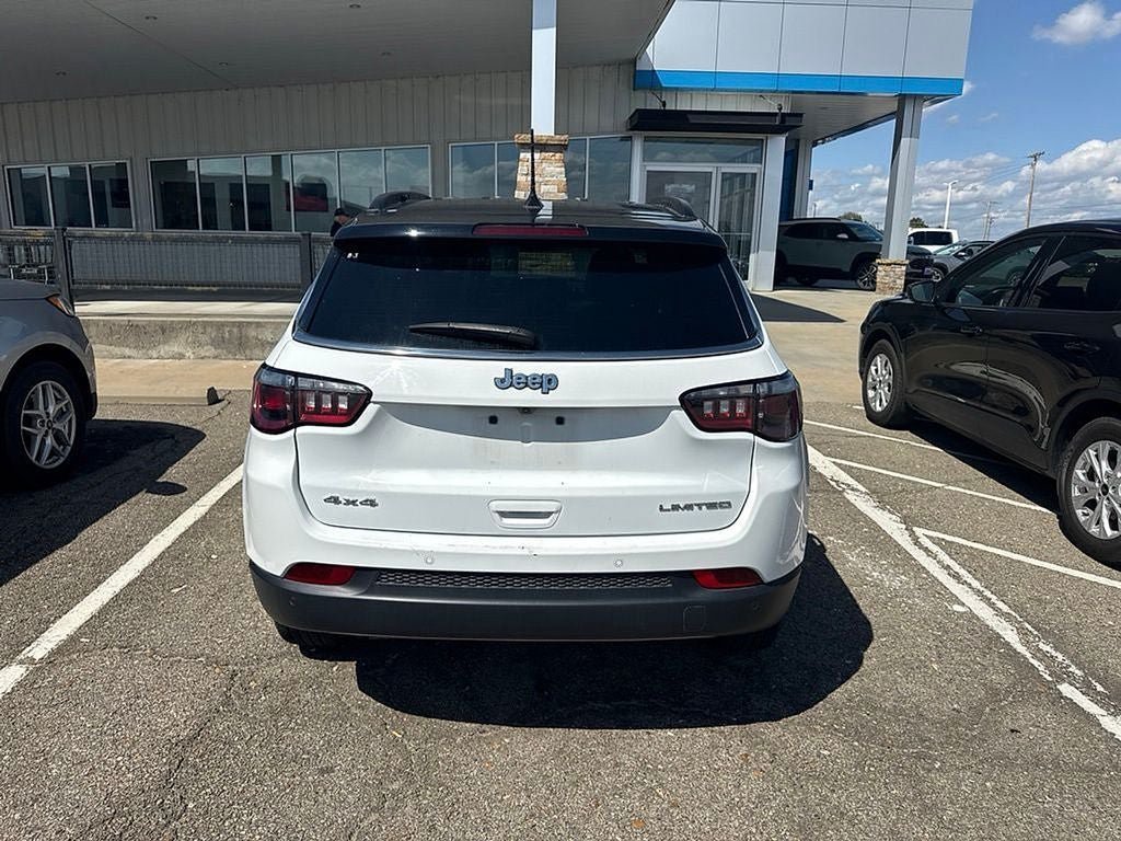 Used 2024 Jeep Compass Limited AWD/4WD image 4