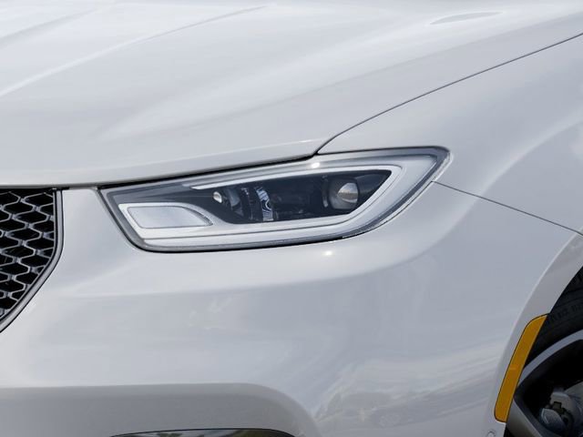 New 2026 Chrysler Pacifica Select image 10